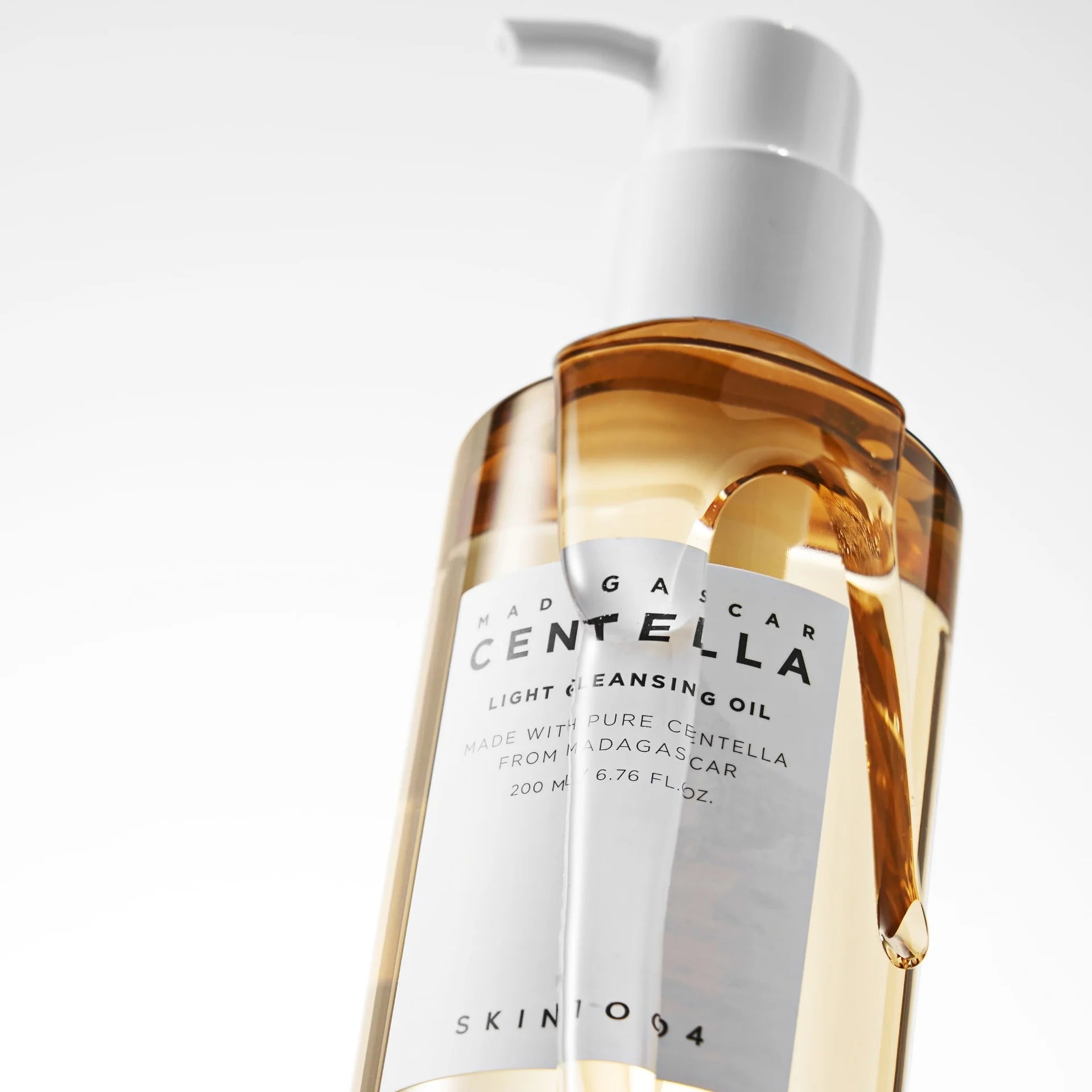 SKIN1004 MADAGASCAR CENTELLA Light Cleansing Oil